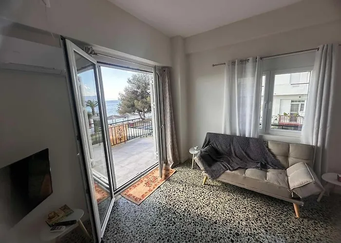 Beachview Chic Modern