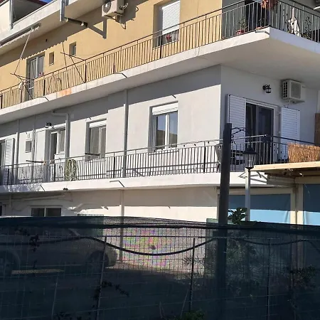 Beachview Chic Modern