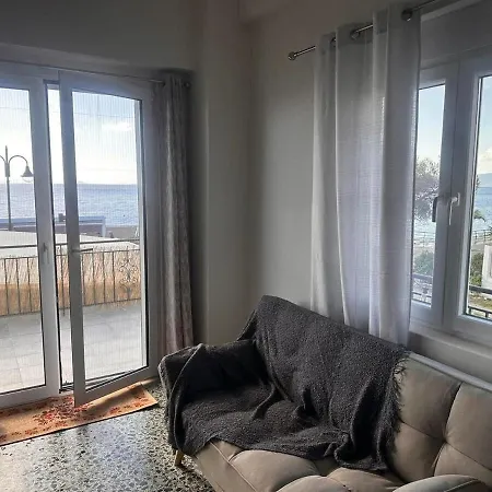 Agioi Theodoroi Beachview Chic Modern * 아이 테오도리