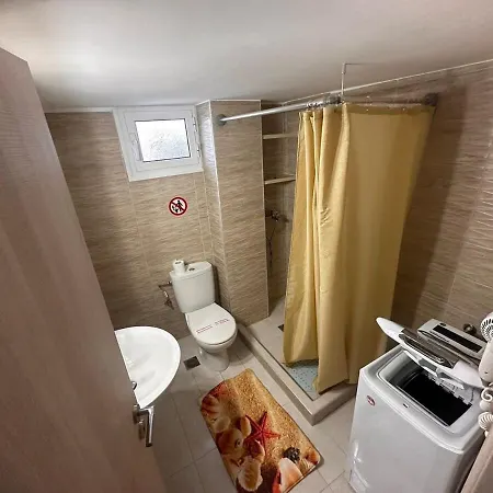 Beachview Chic Modern Ájoi Theódori