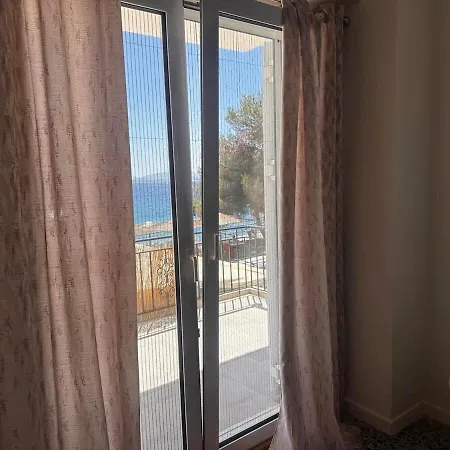 Beachview Chic Modern Lejlighed *