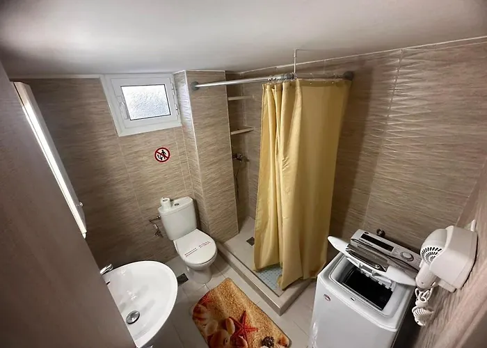 Beachview Chic Modern